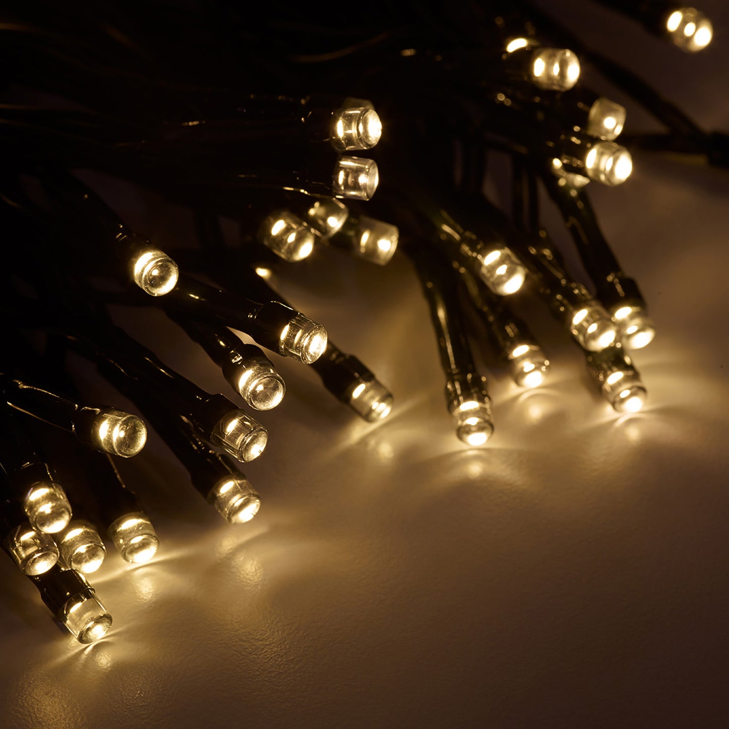 400 LED Solar String Lights – Warm LEDs