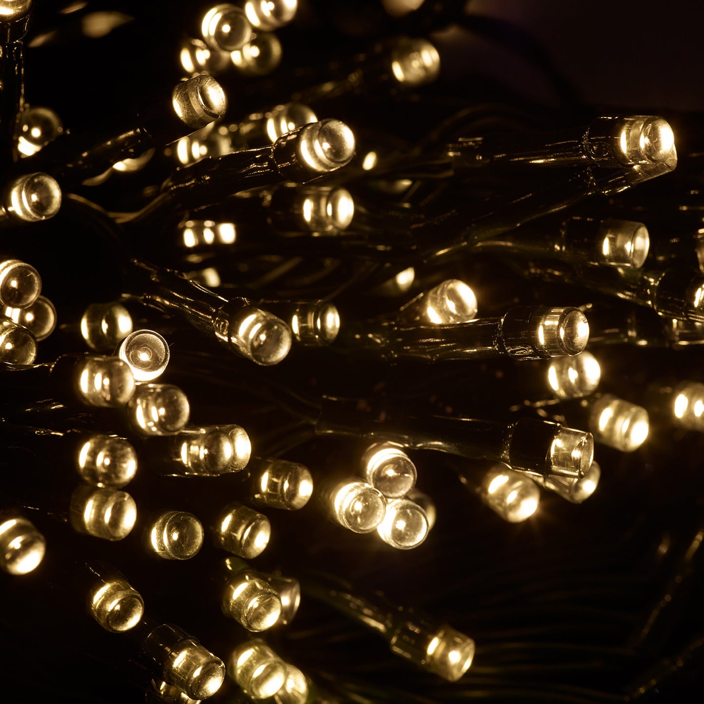 400 LED Solar String Lights – Warm LEDs