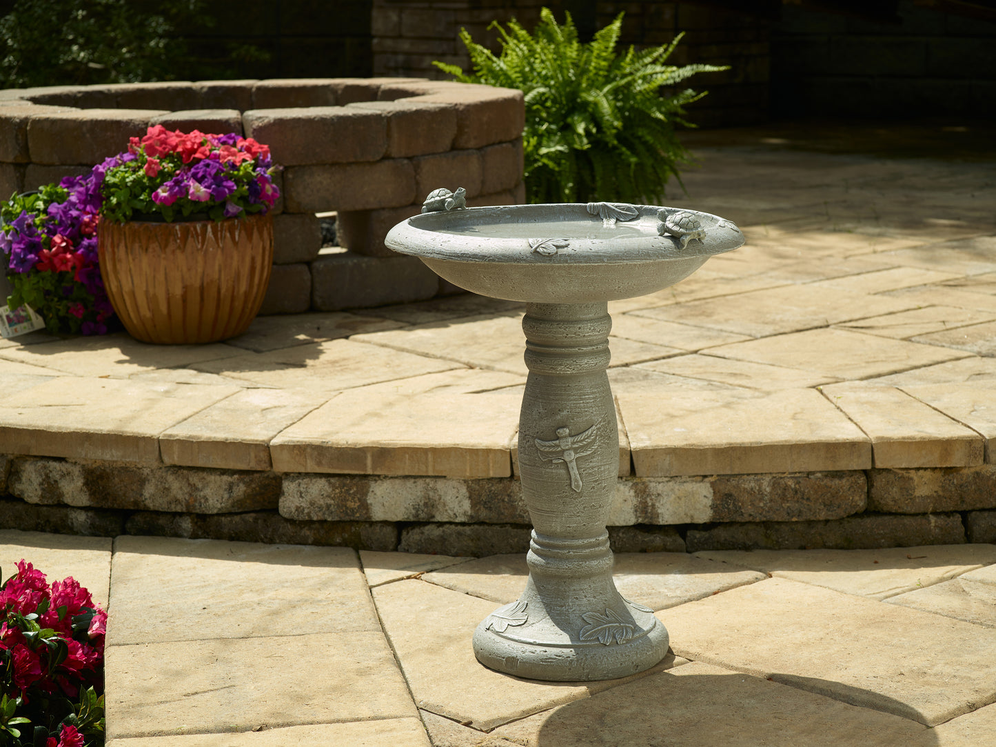 Country Gardens Traditional Birdbath