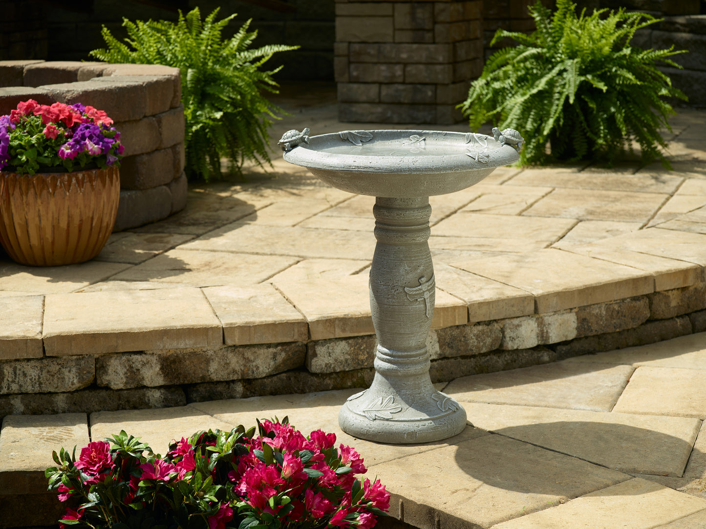 Country Gardens Traditional Birdbath