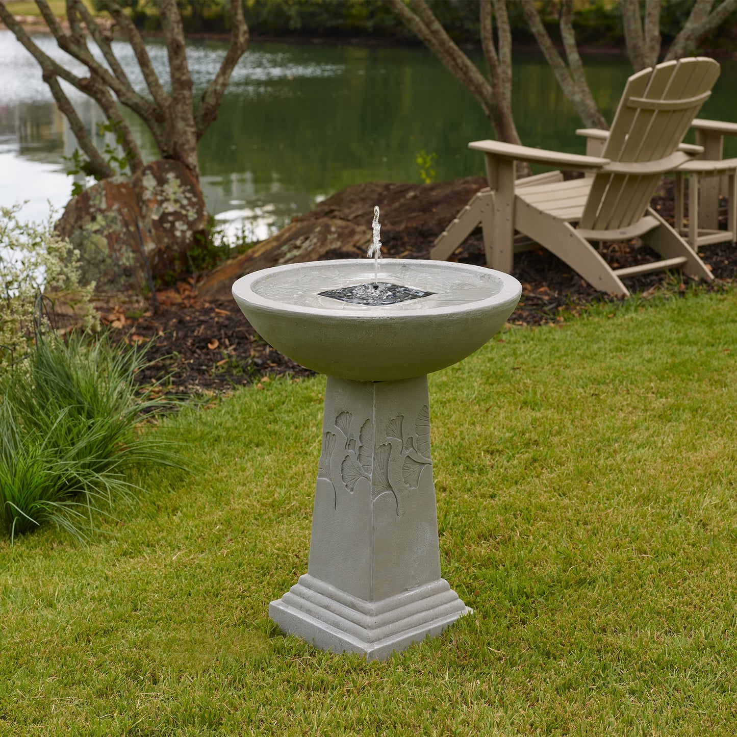 Gingko IntelliSOLAR Birdbath with Remote – Weathered Stone