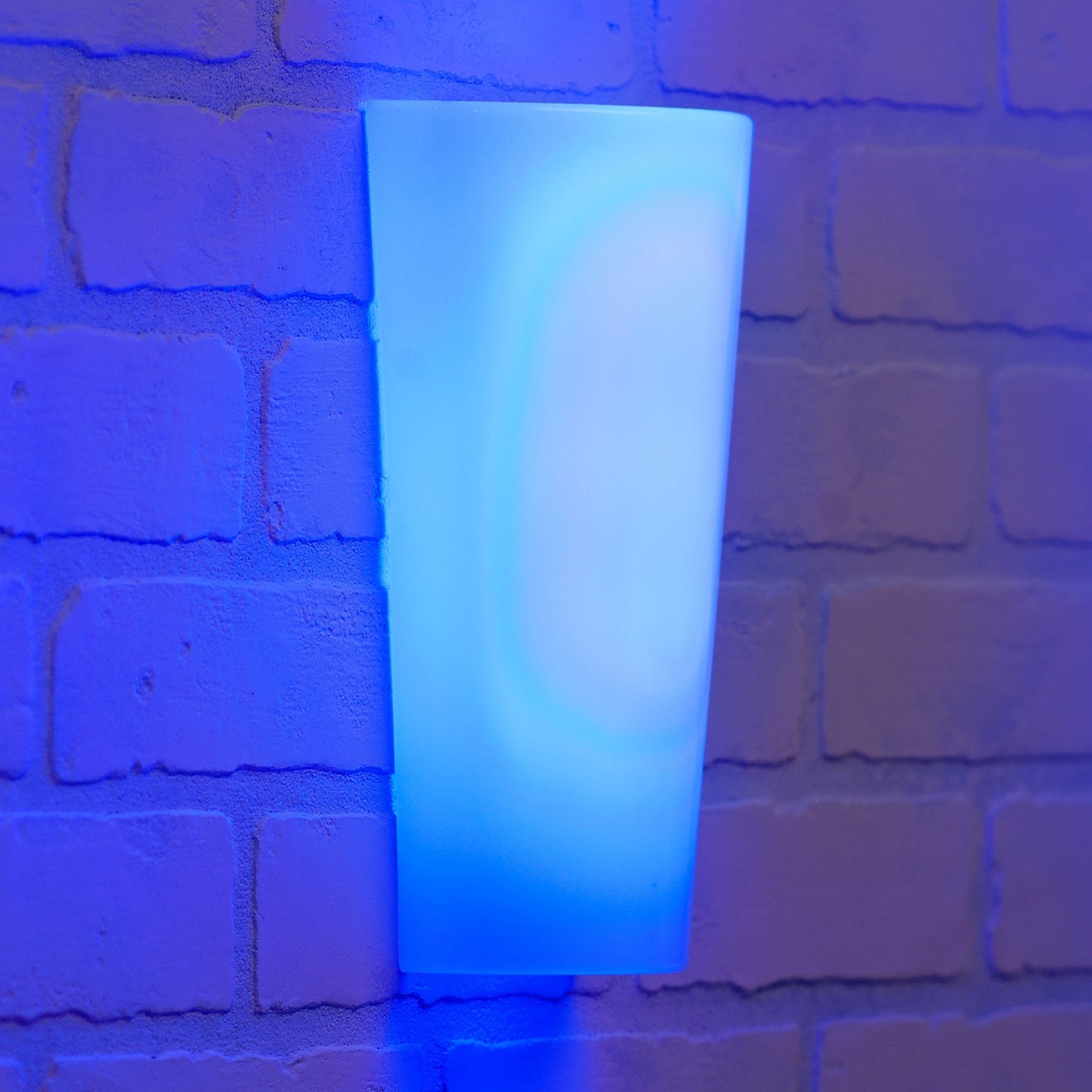 Vivid High Gloss LED Battery Sconce with White & Color Changing Modes