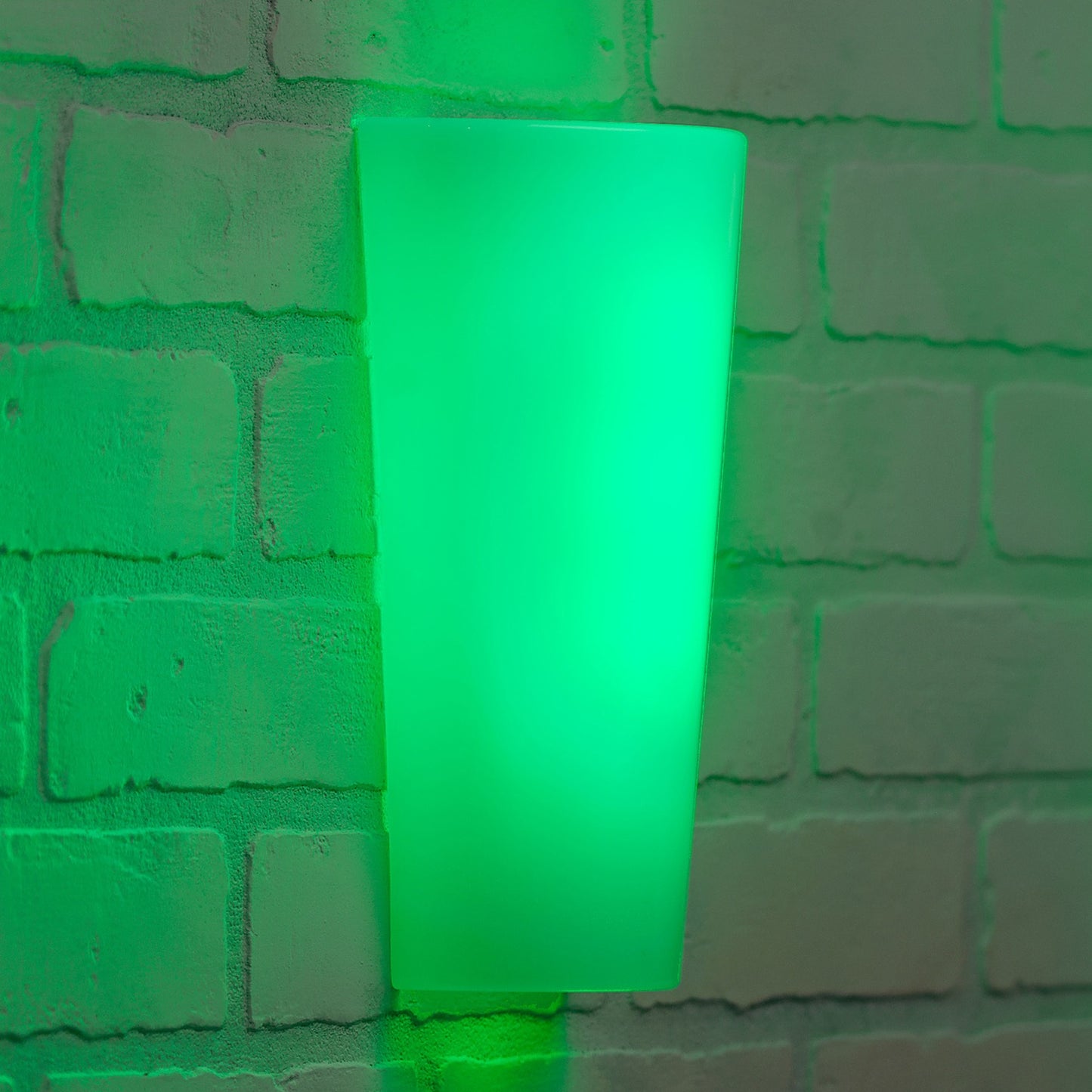 Vivid High Gloss LED Battery Sconce with White & Color Changing Modes
