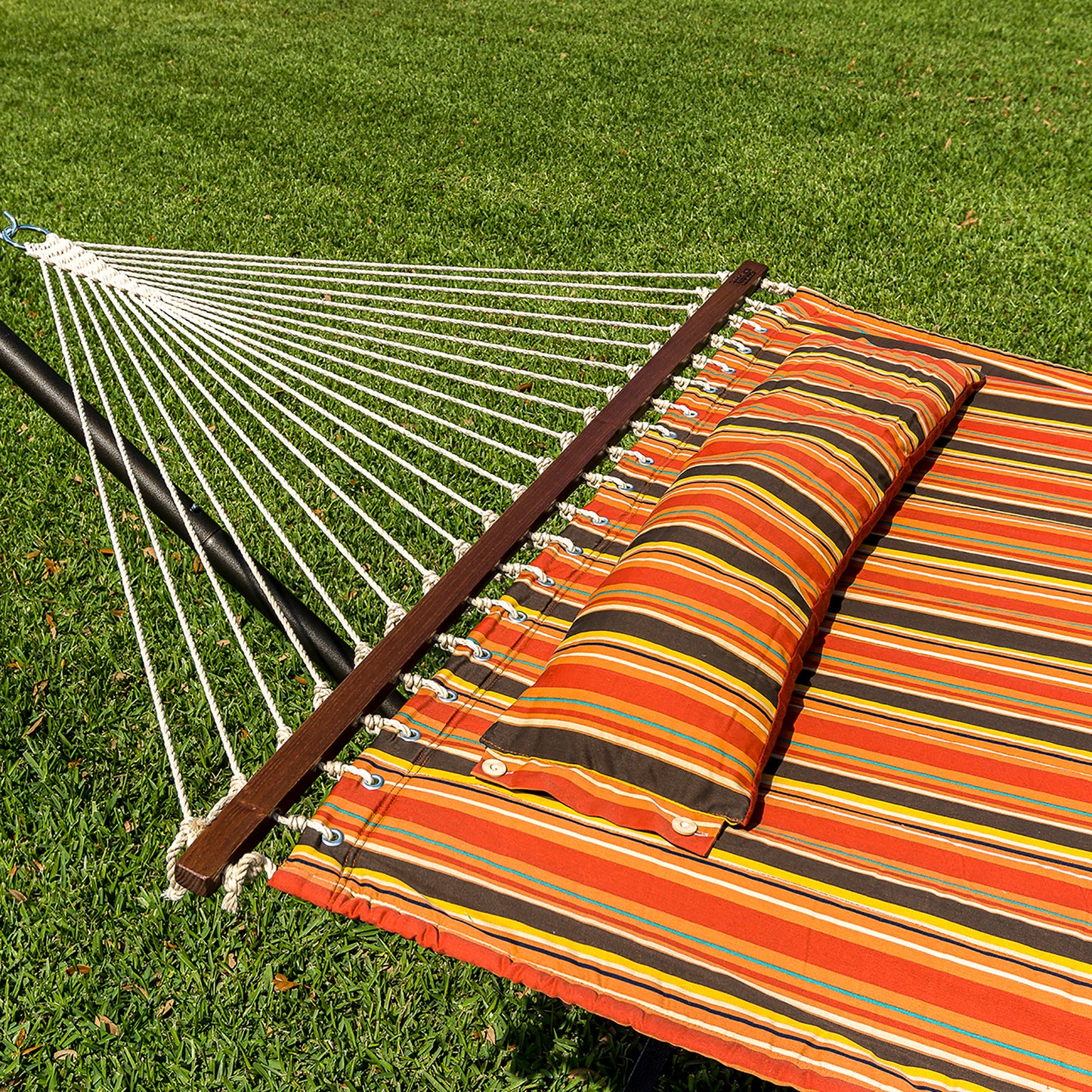 Coronado Double Quilted Hammock - Red/Brown Stripe